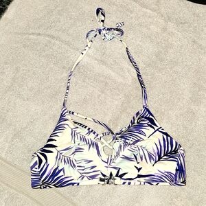 Women's Swimsuit Top | Tropical 🪷🌴 Print | Size: Medium [Pre-owned/No Tags]